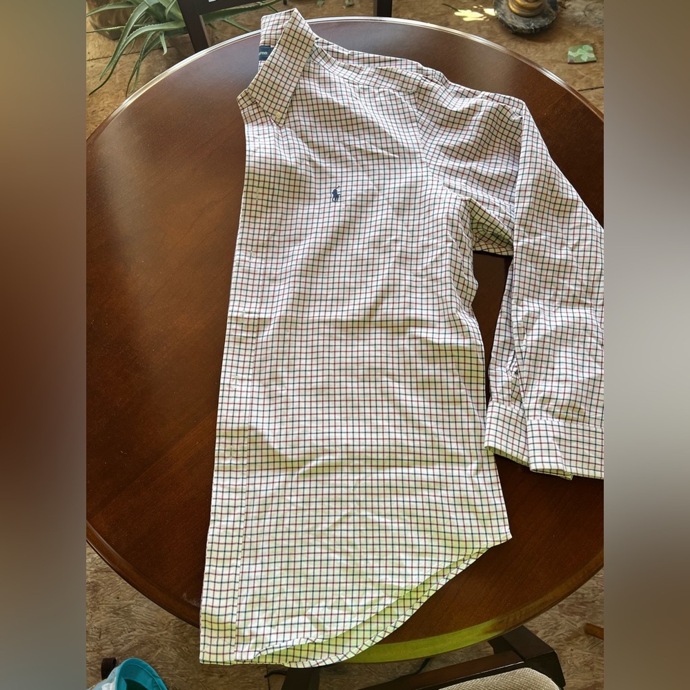 Men’s XL Ralph Lauren button down shirt. Never worn